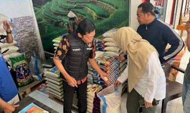 Tim-Satgas-Pangan-Polres-Blitar-Kota-Sidak-Pasar-Cek-Ketersediaan-Bapokting-Jelang-Ramadhan