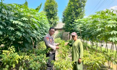 Polsek-Prambon-Dukung-Semangat-Petani-Sukseskan-Ketahanan-Pangan-Polresta-Sidoarjo