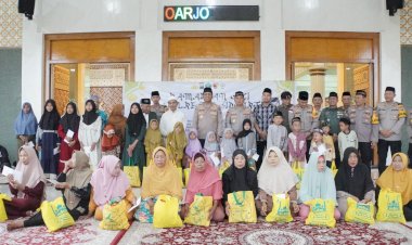 Safari-Ramadhan-Kapolresta-Sidoarjo-Sosialisasikan-Hotline-Mudik-Polri-110