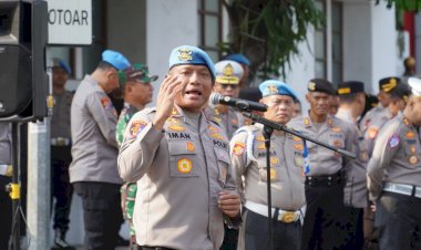 Mayday-2025-:-Kapolrestabes-Surabaya-Pastikan-Tidak-Ada-Anggota-Pengamanan-yang-Menggunakan-Senpi