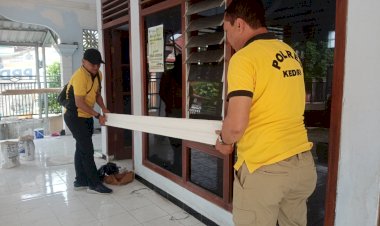 Polres-Kediri-Peduli,-Mushola-yang-Tersambar-Petir-di-Sitimerto-Direnovasi