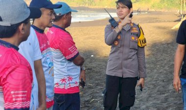 Libur-Panjang-Idul-Adha,-Polres-Jember-Siagakan-Personel-Pengamanan-Wisata-Pantai