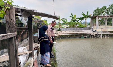 Polisi-Sidoarjo-Dorong-Warga-Budidaya-Ikan-Nila-untuk-Ketahanan-Pangan-Mandiri