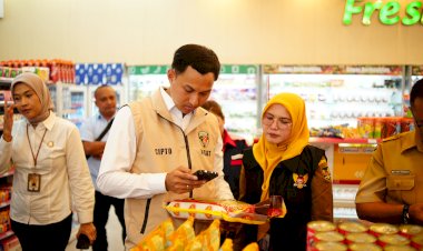Polres-Kediri-Kota-Bersama-TPID-Sidak-Beras-Premium-di-Sejumlah-Pasar-Modern