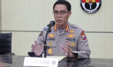 Puluhan-Personel-Polri-Terluka-Saat-Amankan-Aksi-Anarkis-di-Jawa-Timur-18-Diantaranya-Jalani-Rawat-Inap