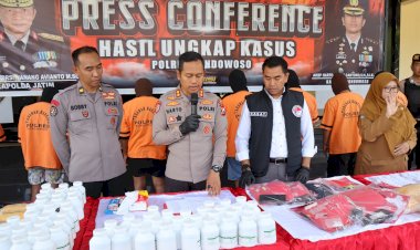 Operasi-Tumpas-Narkoba-Semeru-2025,-Polres-Bondowoso-Amankan-11-Tersangka-Sita-10,93-Gram-Sabu-dan-241-Ribu-Butir-Okerbaya