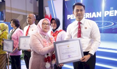 Ditres-PPA---PPO-Polda-Jatim-Terima-Penghargaan-dari-Menteri-PPPA