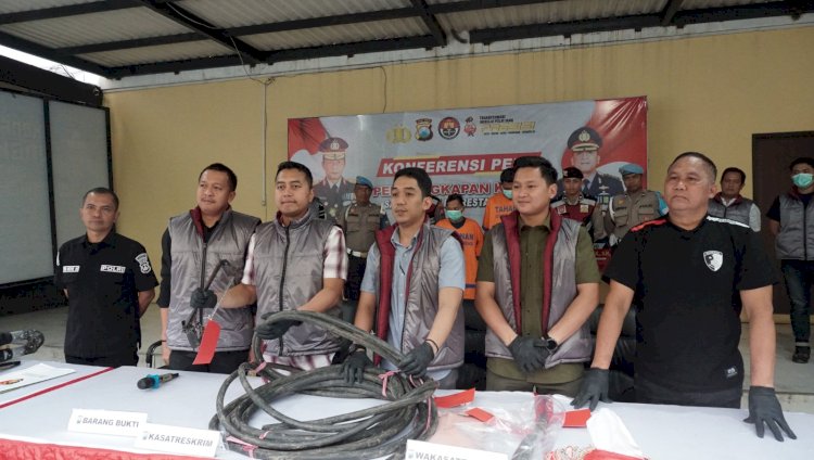Kerjasama Satpam Pabrik Tiga Kali Curi Kabel Tembaga, Dua Tersangka Diringkus