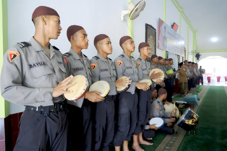 Teladani Akhlak Rasulullah, SPN Polda Jatim Gelar Peringatan Maulid Nabi