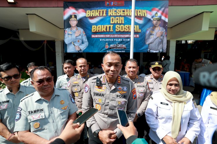 Sambut Hari Lalu Lintas Bhayangkara ke 70, Ditlantas Polda Jatim Gelar Baksos dan Bakkes
