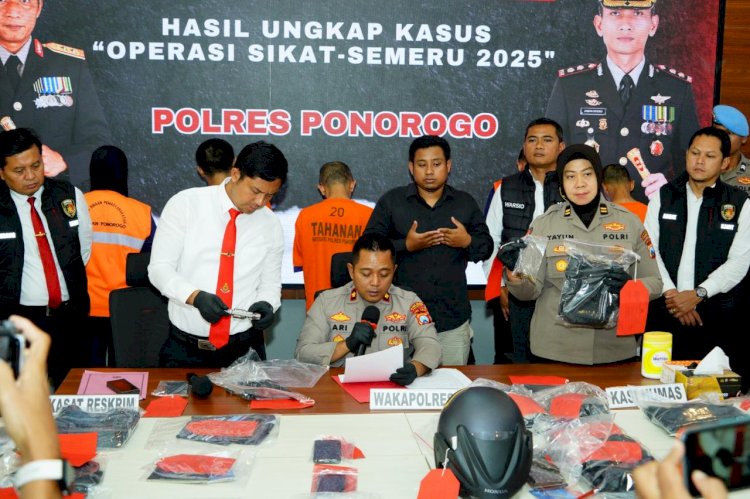 Polres Ponorogo Amankan Pasutri Diduga Jual Senpi Rakitan
