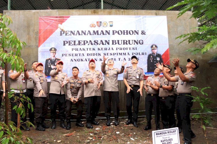 Peserta Didik Sespimma Lepas 125 Burung di Polres Malang Jaga Keseimbangan Alam