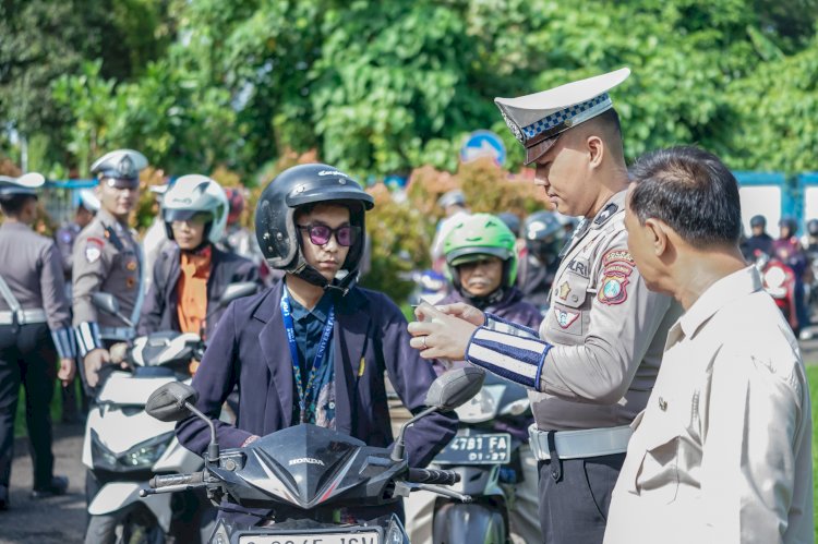 Operasi Zebra Semeru Polres Jember Maksimalkan Edukasi Tertib Lalin