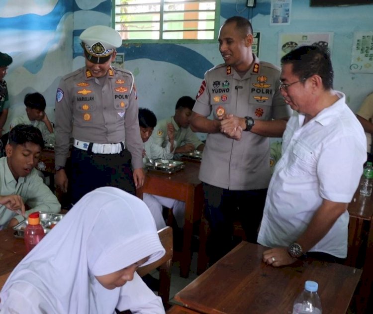 SPPG Polres Pasuruan Kota Layani 1.635 Penerima Manfaat MBG di 11 Sekolah